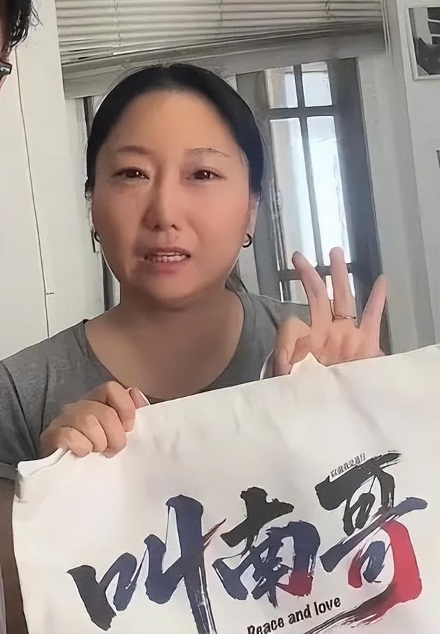 苏超足球联赛抢票实测：7分钟被抢空刚刚“苏超”发布首条微博！爆火的(图1)